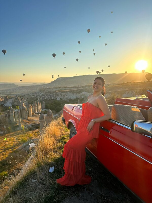 Nishtha Gandhi X Miakee – Mexican Ruffle